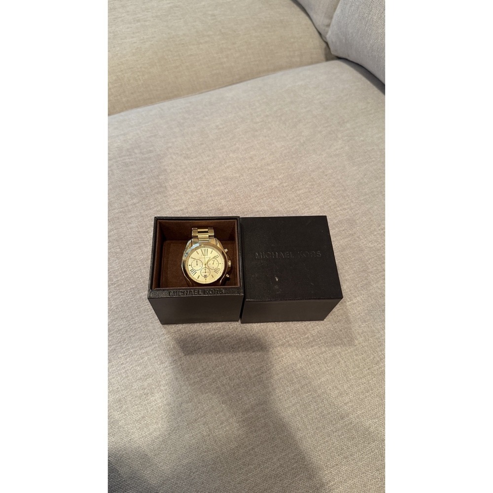 Michael Kors MK5605 Gold‎ Chronograph Watch Roman Dial w/ Box Needs Battery